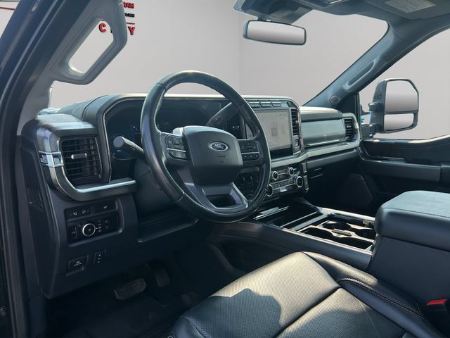 Used 2023 Ford F250 Lariat w/ Lariat Ultimate Package AWD/4WD image 28