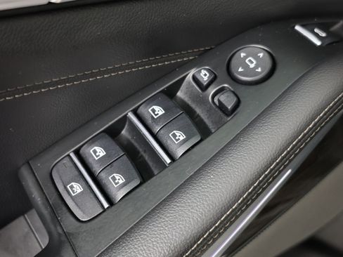 Used 2020 BMW X5 xDrive50i w/ Executive Package AWD/4WD image 23