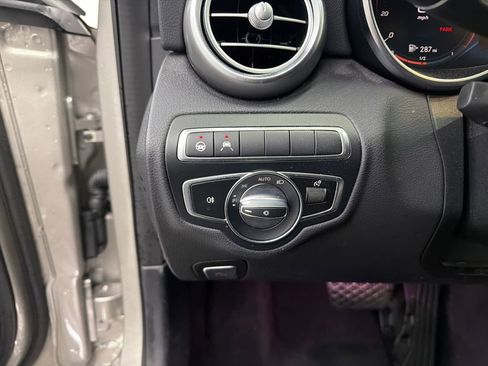 Used 2019 Mercedes-Benz C 300 Sedan image 33
