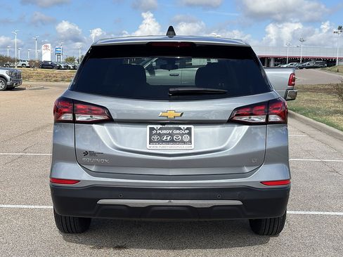 Used 2023 Chevrolet Equinox LT FWD image 7