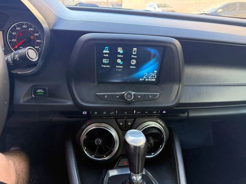 Used 2018 Chevrolet Camaro LT image 16