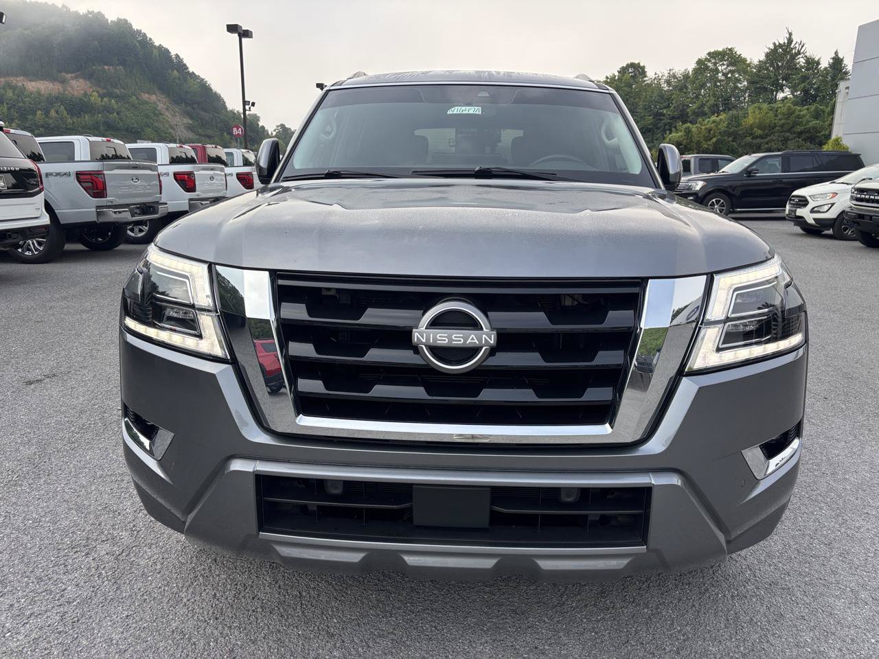 Used 2023 Nissan Armada SV w/ Cargo Package AWD/4WD image 5
