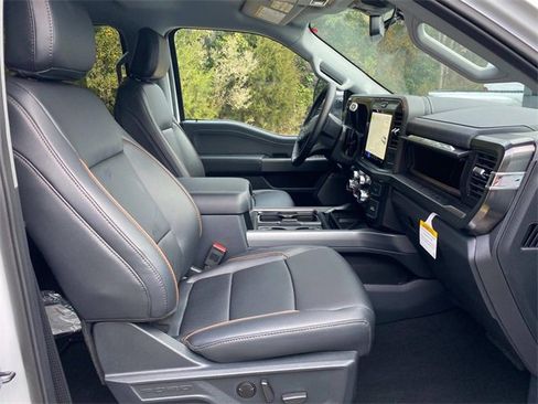 Used 2026 Ford F450 Lariat w/ Chrome Package image 37