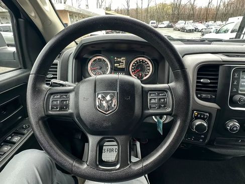 Used 2017 RAM 1500 Express image 13