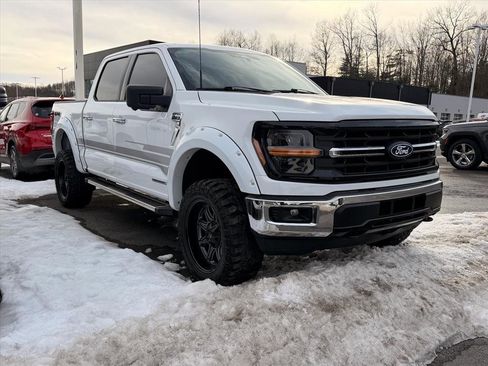 Used 2024 Ford F150 XLT w/ Mobile Office Package image 4