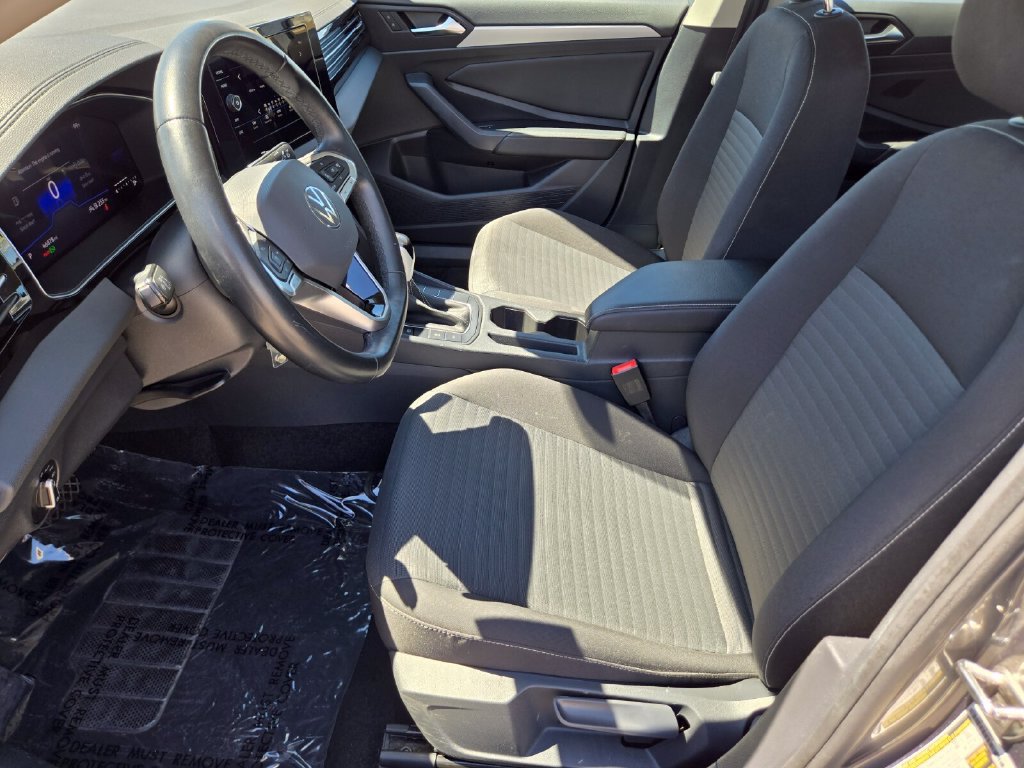 Used 2025 Volkswagen Jetta S FWD image 9