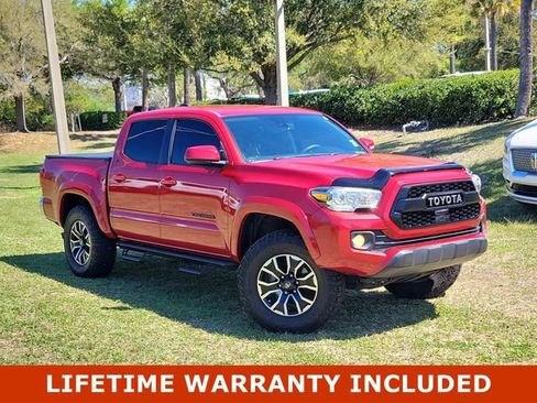 Used 2021 Toyota Tacoma SR5 AWD/4WD image 1