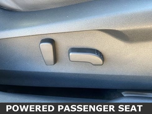 Used 2023 Subaru Outback Limited image 21