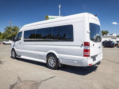 Used 2015 Mercedes-Benz Sprinter 2500 image 3