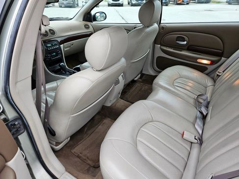 Used 2000 Chrysler 300M FWD image 21