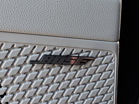 Certified 2025 Hyundai Elantra Limited FWD image 12