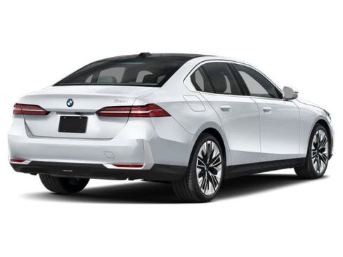 New 2027 BMW 530i w/ Convenience Package RWD image 2