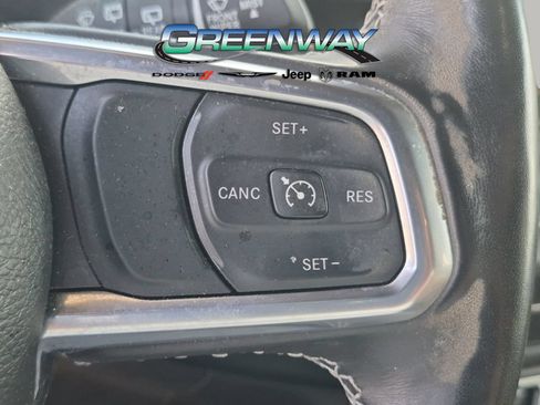 Used 2022 Jeep Wrangler Unlimited Rubicon 4xe w/ Cold Weather Group AWD/4WD image 22
