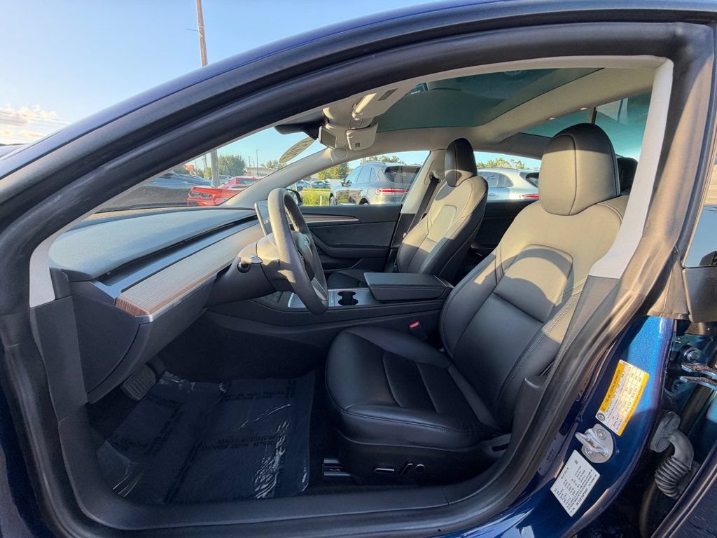 Used 2023 Tesla Model 3 Standard Range RWD image 9