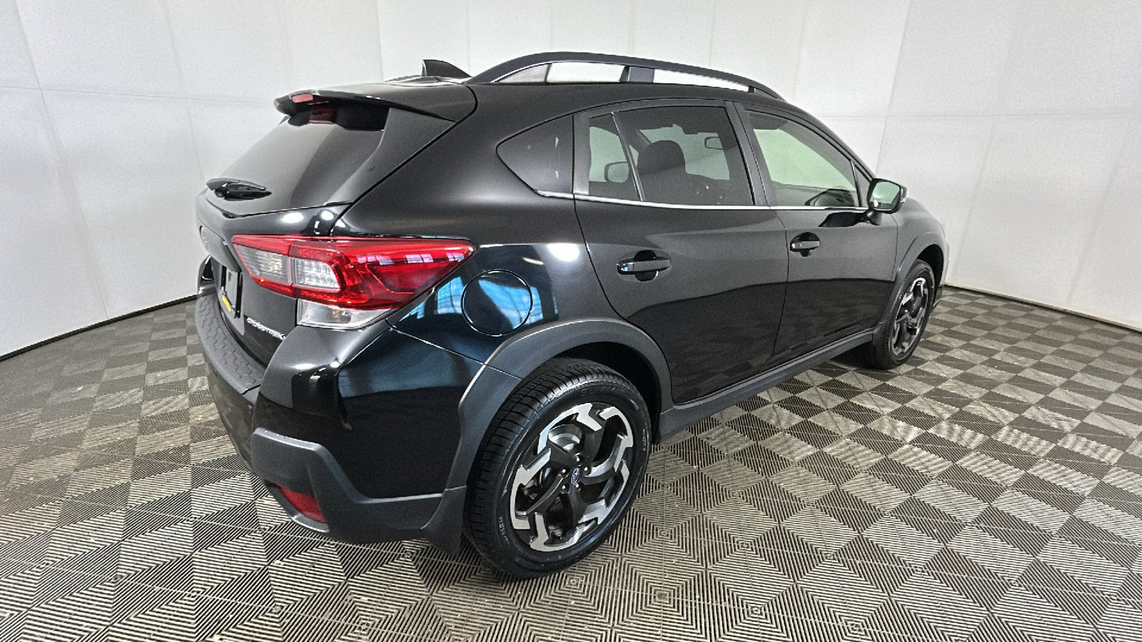 Used 2023 Subaru Crosstrek 2.5i Limited AWD/4WD image 4