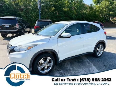 Used 2017 Honda HR-V EX image 8