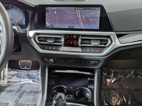 Certified 2022 BMW 230i Coupe w/ Premium Package image 37