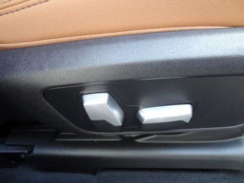 Used 2022 BMW X3 xDrive30i AWD/4WD image 17