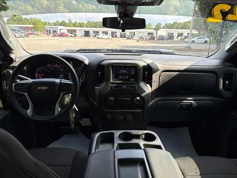 Used 2022 Chevrolet Silverado 2500 Custom w/ LPO, Dark Essentials Package AWD/4WD image 17