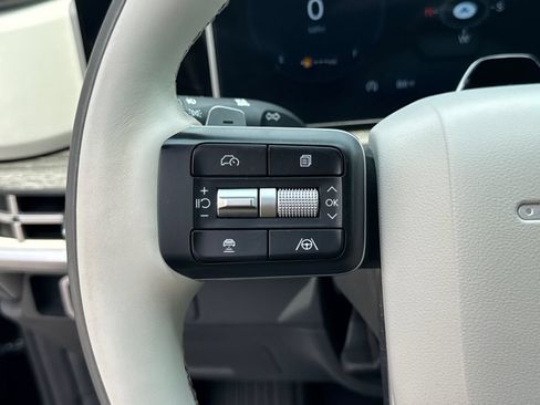 Used 2025 Hyundai Santa Fe Calligraphy FWD image 25