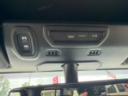 Used 2019 Jeep Wrangler Unlimited Sahara AWD/4WD image 27