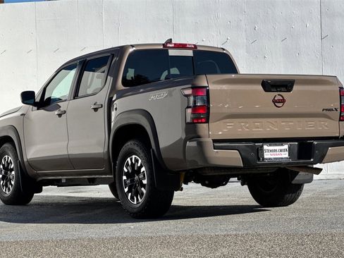 Used 2024 Nissan Frontier Pro-X w/ Technology Package image 6