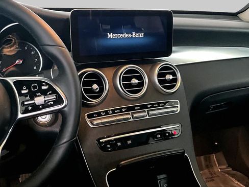 Certified 2021 Mercedes-Benz GLC 300 4MATIC image 7