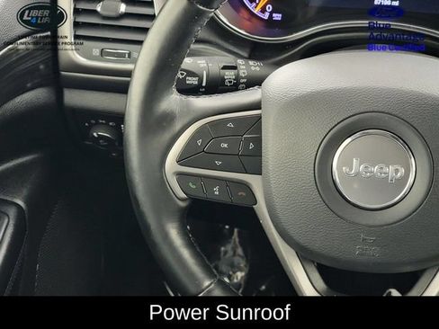 Used 2020 Jeep Grand Cherokee Laredo w/ Quick Order Package 2BN North AWD/4WD image 26