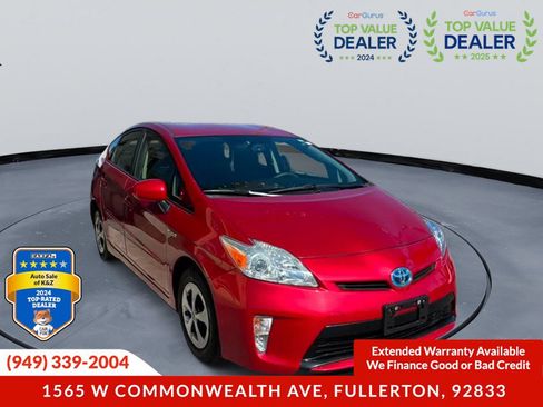 Used 2013 Toyota Prius Two FWD image 2