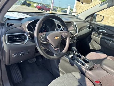 Used 2024 Chevrolet Equinox LT FWD image 14