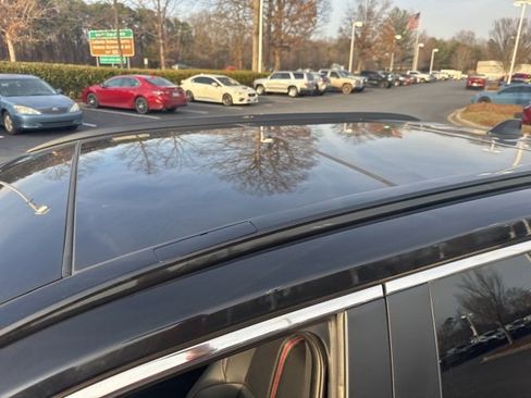 Used 2021 Toyota RAV4 XSE w/ Premium Package image 8