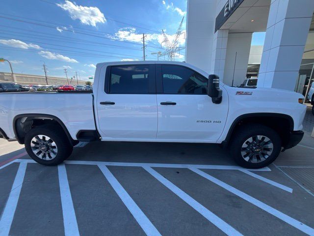 Used 2026 Chevrolet Silverado 2500 Custom w/ Custom Value Package AWD/4WD image 8