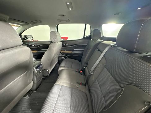 Used 2020 GMC Acadia SLE w/ Driver Convenience Package FWD image 43