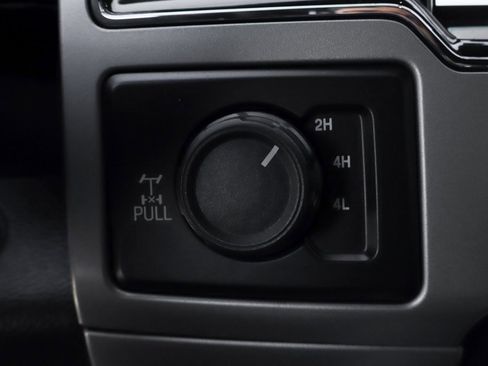 Used 2022 Ford F250 Lariat w/ Black Appearance Package image 44