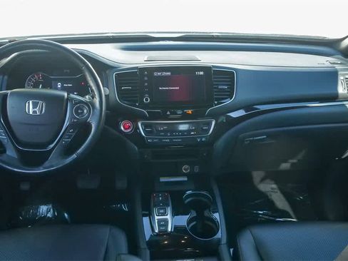 Used 2023 Honda Ridgeline Black Edition image 11