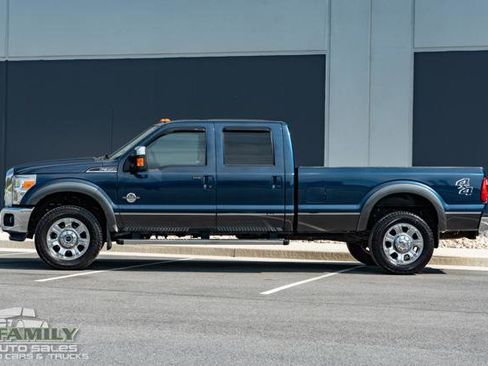 Used 2016 Ford F350 Lariat w/ Chrome Package image 4