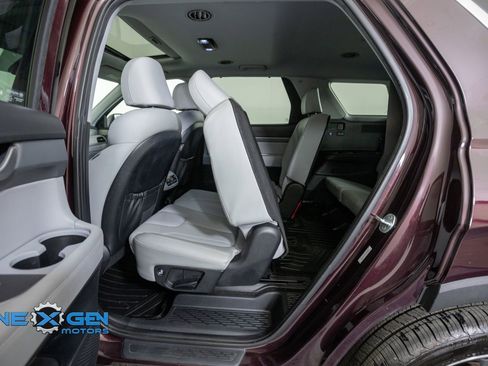 Used 2022 Hyundai Palisade SEL w/ 8P Bench Seat Package AWD/4WD image 28