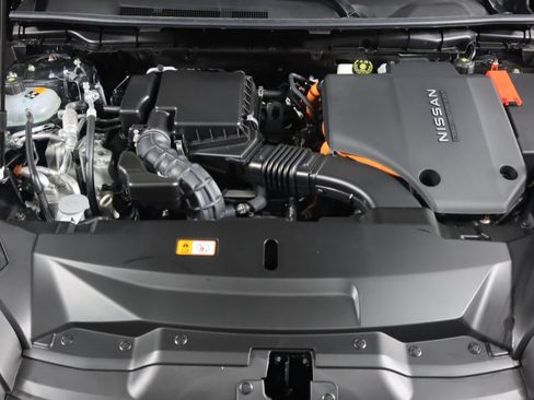 New 2026 Nissan Rogue Platinum AWD/4WD image 9