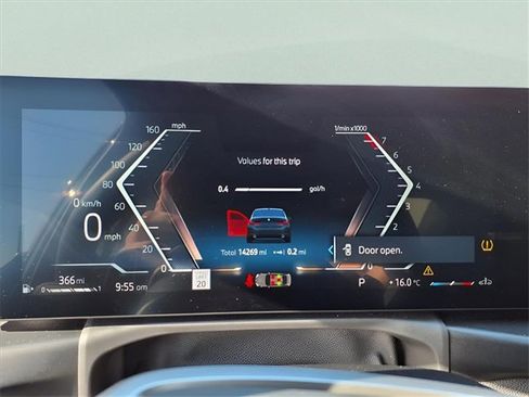 Used 2025 BMW 330i xDrive Sedan image 9