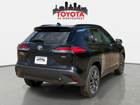New 2026 Toyota Corolla Cross XLE image 3