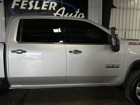 Used 2021 Chevrolet Silverado 2500 LTZ w/ LTZ Premium Texas Edition AWD/4WD image 20