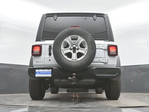 Used 2019 Jeep Wrangler Unlimited Sport S AWD/4WD image 45