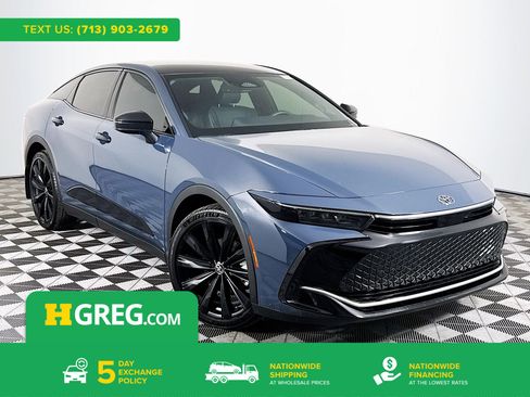 Used 2026 Toyota Crown Limited image 1