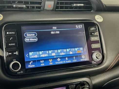 Used 2023 Nissan Kicks SR w/ SR Premium Package FWD image 19