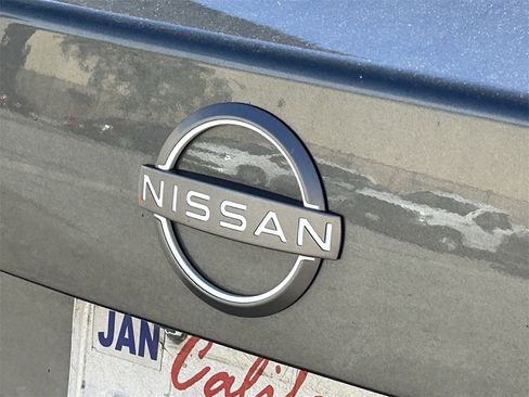 Certified 2025 Nissan Sentra SV image 5