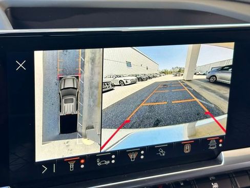 Used 2025 GMC Sierra 1500 SLT w/ SLT Premium Plus Package image 11