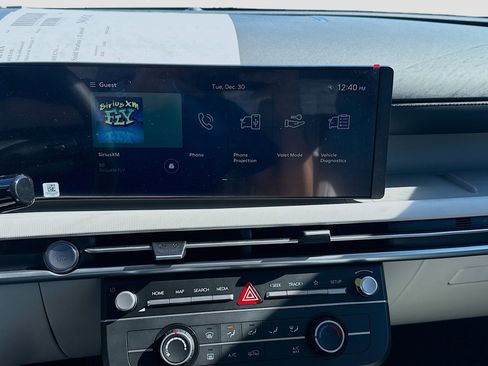 New 2026 Hyundai Tucson SE image 10