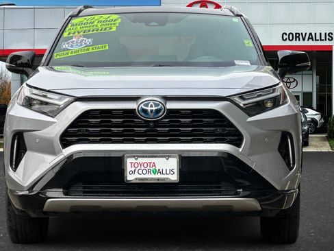 Used 2024 Toyota RAV4 XSE w/ Advanced Technology Package image 9