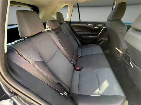 Used 2024 Toyota RAV4 XLE FWD image 27