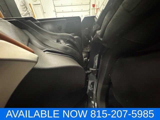 Used 2014 Chevrolet Corvette Stingray Convertible w/ 3LT Preferred Equipment Group RWD image 18